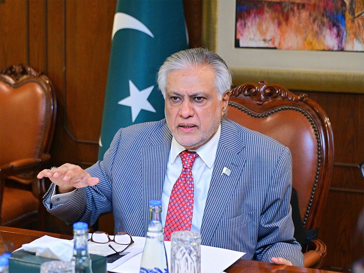 Pakistan FM Dar confirms relaying messages between US and Iran