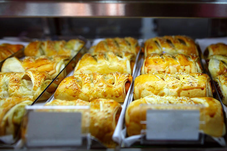 Eating about 4,200 mg sodium a day may raise heart failure risk 15%