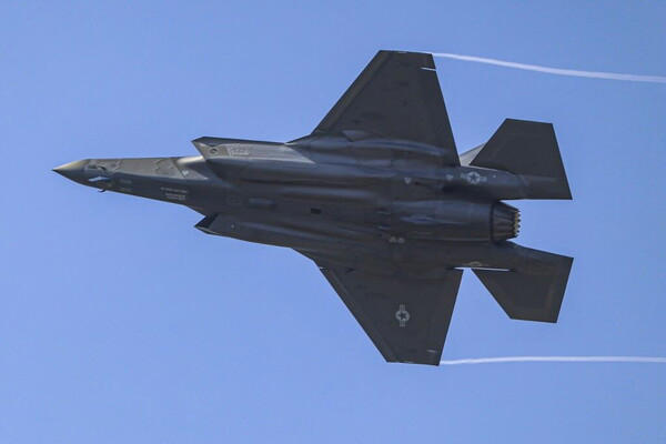 "Il Pentagono prepara il colpo finale in Iran"