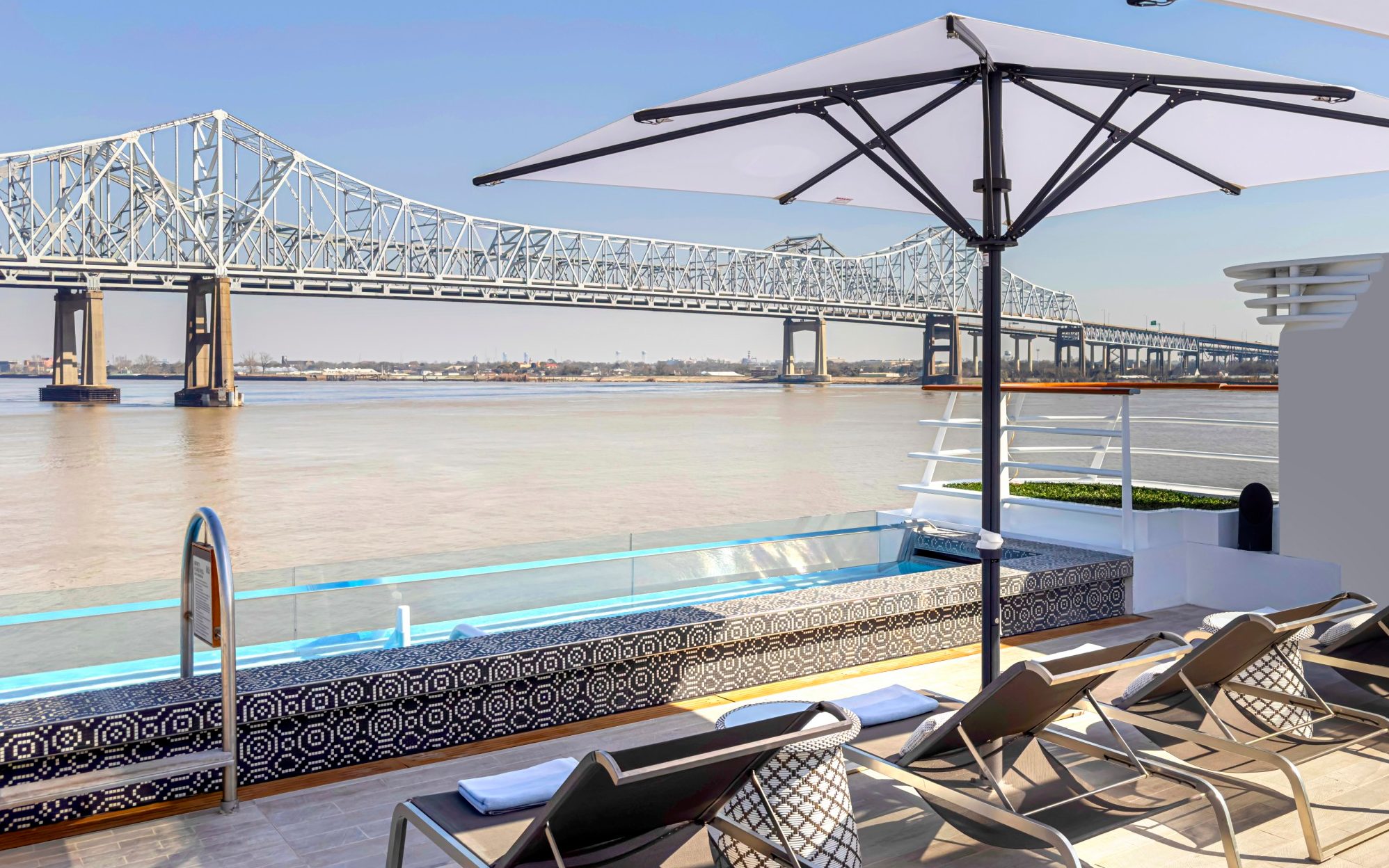 Mississippi river cruise; Viking cruise line guide