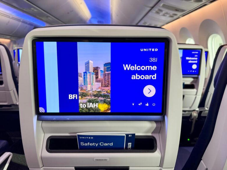 We got on board United’s brand-new Boeing 787-9 Elevated — here’s what ...