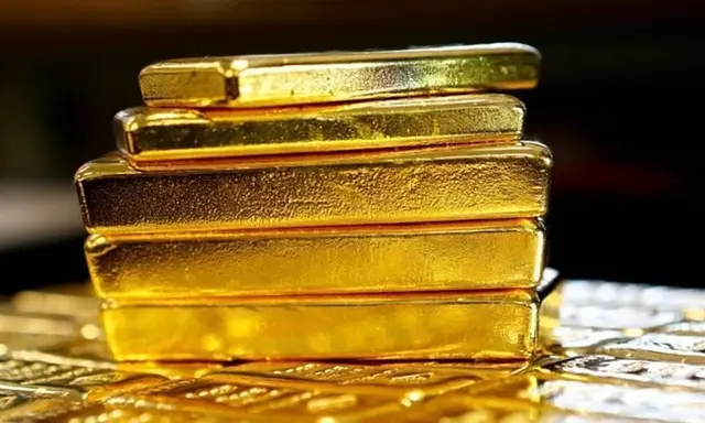Gold is meant to be a 'safe haven' in uncertain times. Why is it ...