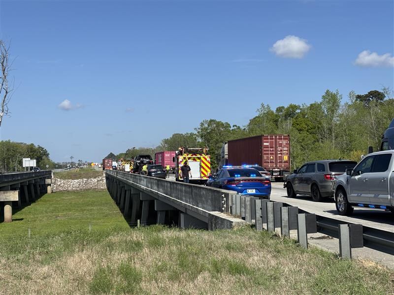 I-16 westbound lanes reopen after major crash in Effingham County