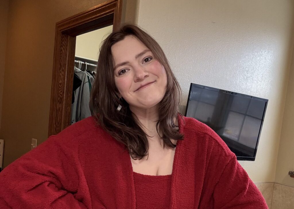 ExMormon who wed at 18 reveals why she wishes she never married