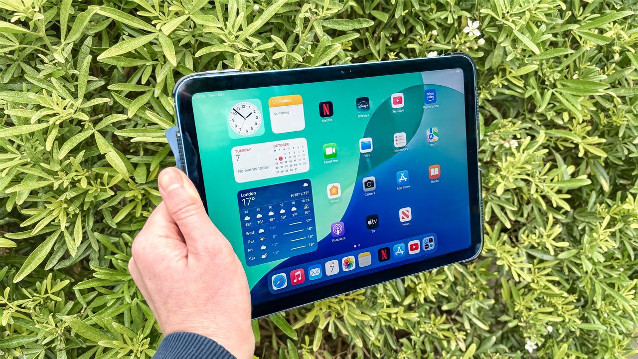 iPad 12 just got teased by an accessory-maker — and there's a ...