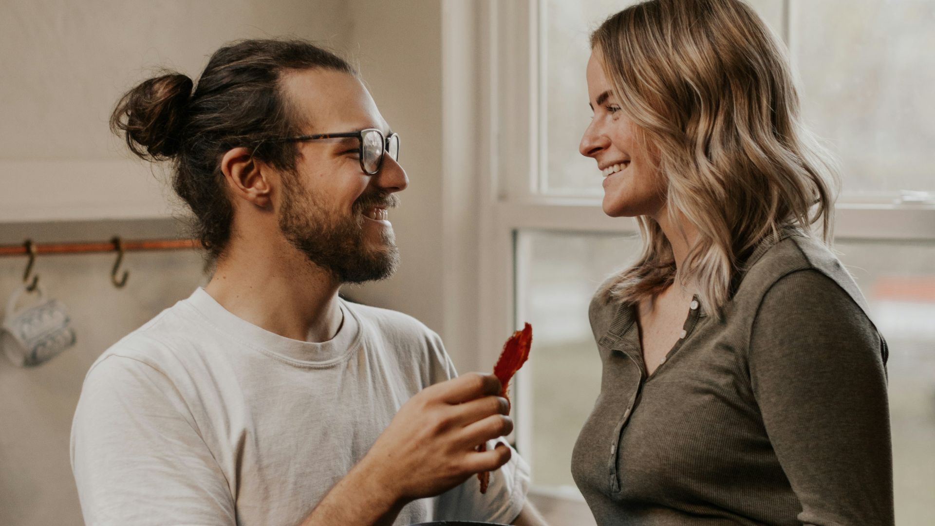 10 foods that may improve fertility in women & 10 that may increase it ...