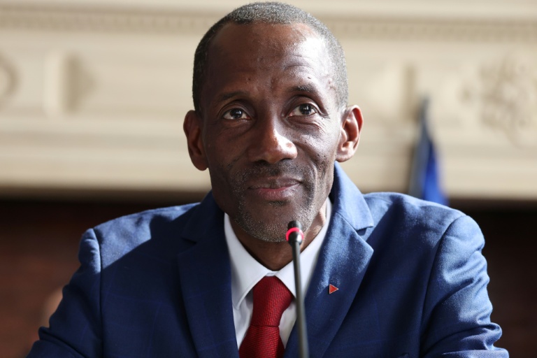 le-maire-insoumis-de-saint-denis-dans-le-collimateur-du-gouvernement