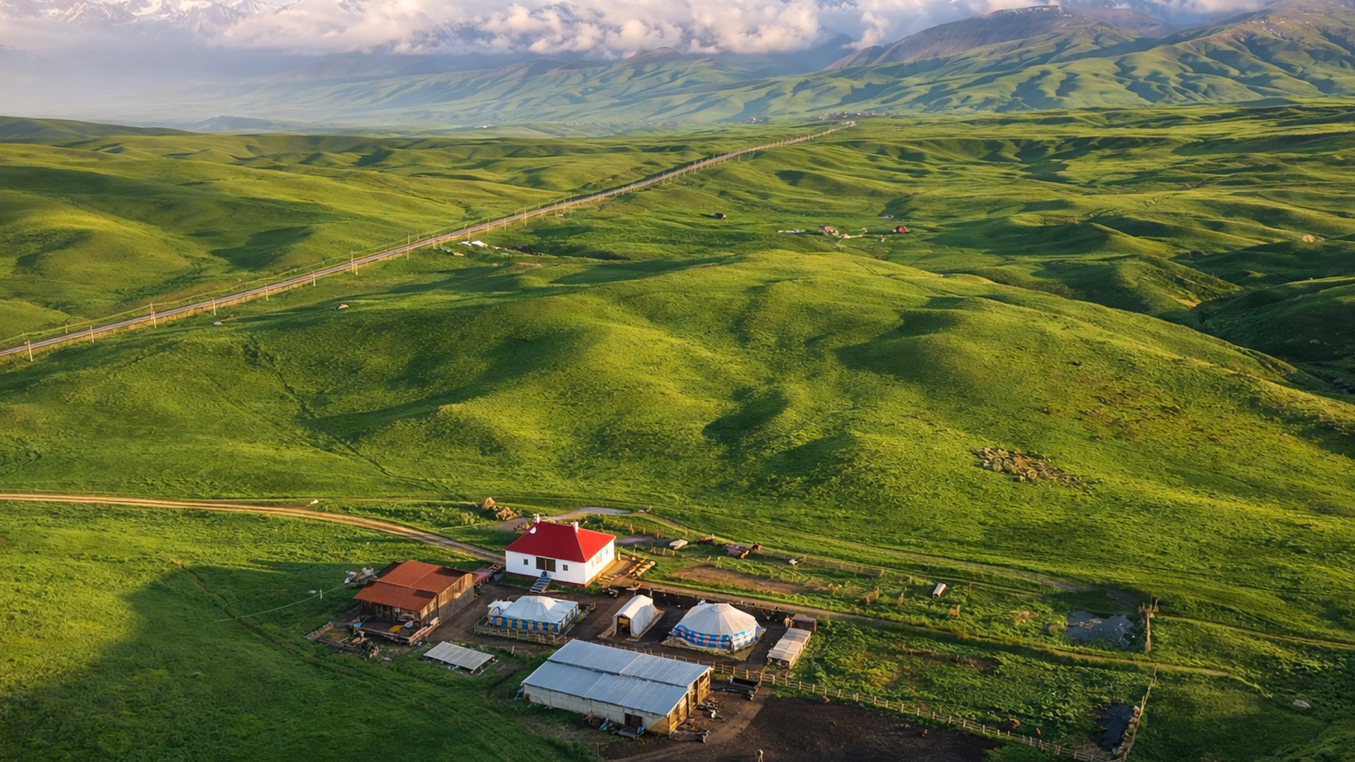 A settlement with almost no neighbors in sight