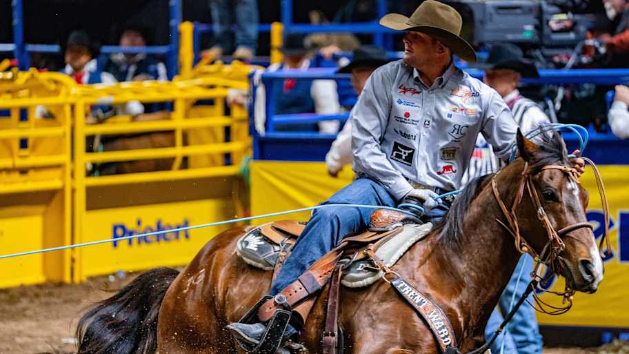 Team ropers shatter world record with 2.9-second run at Rodeo Austin