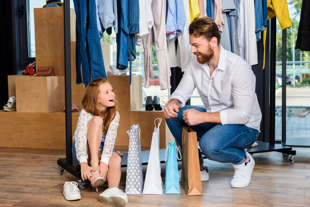 Strict rules for buying sustainable family clothing