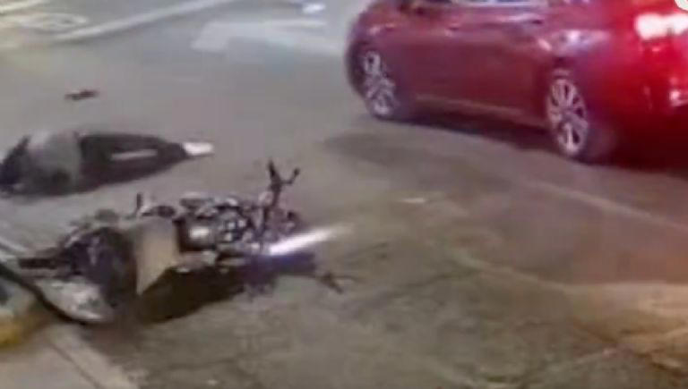 Video: atropella a un motociclista en CDMX, pero lo que hace después ...