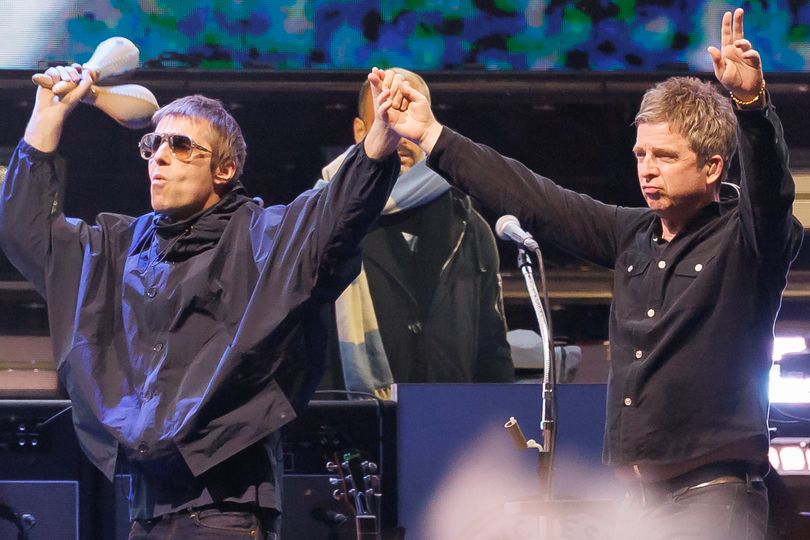 Liam Gallagher thanks mummy for Oasis Rock & Roll Hall of Fame honour ...