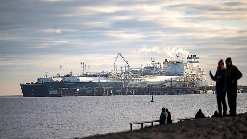 Europe’s gas prices on the brink as Qatari LNG flows stall