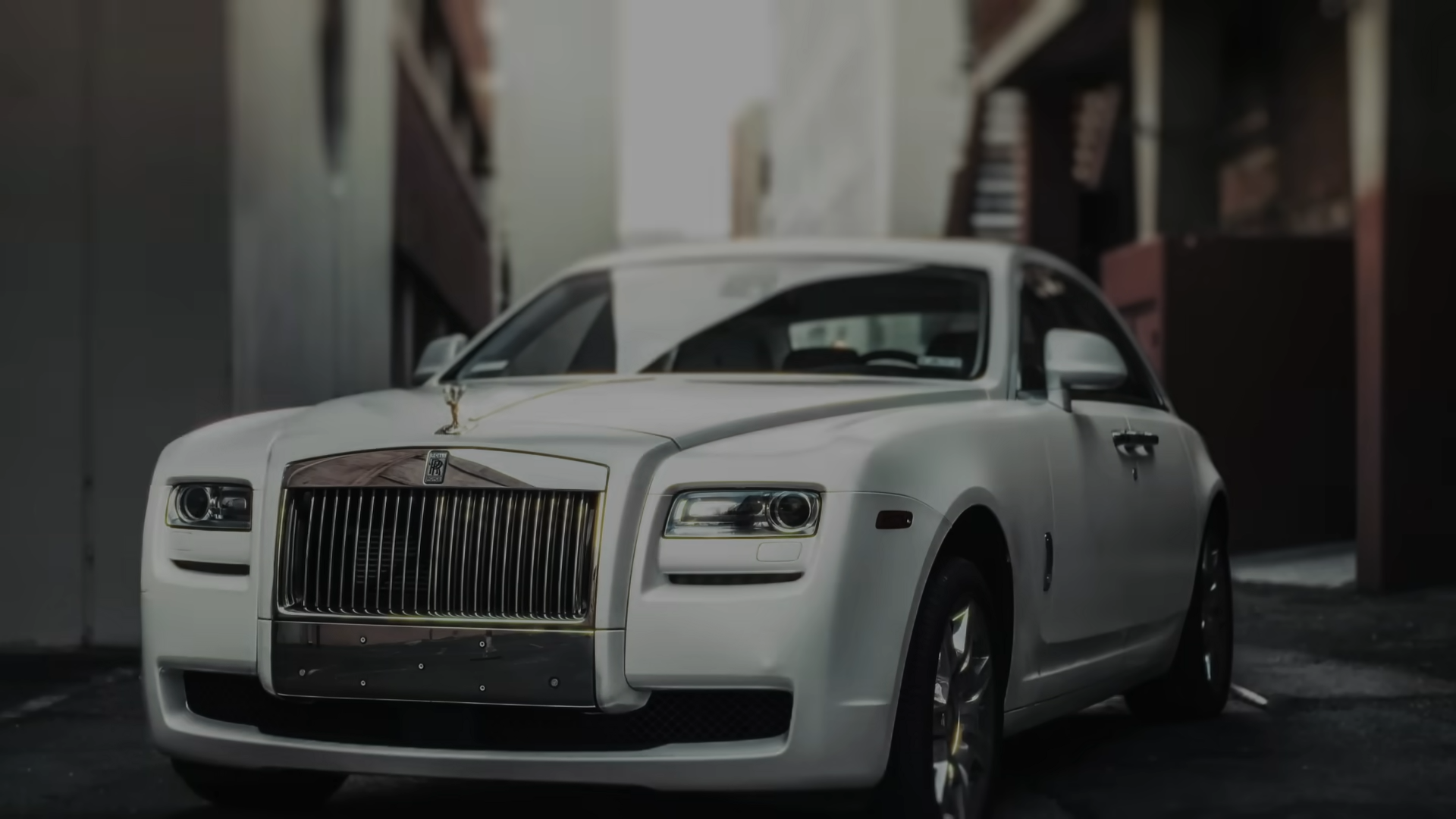 This car has 44,000 colors – and can even match your dog