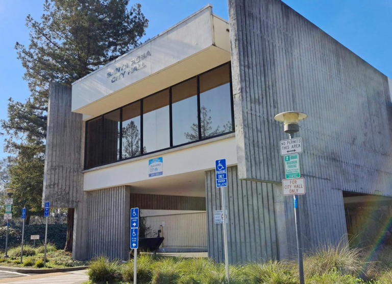 Santa Rosa council moves to limit federal immigration enforcement on ...