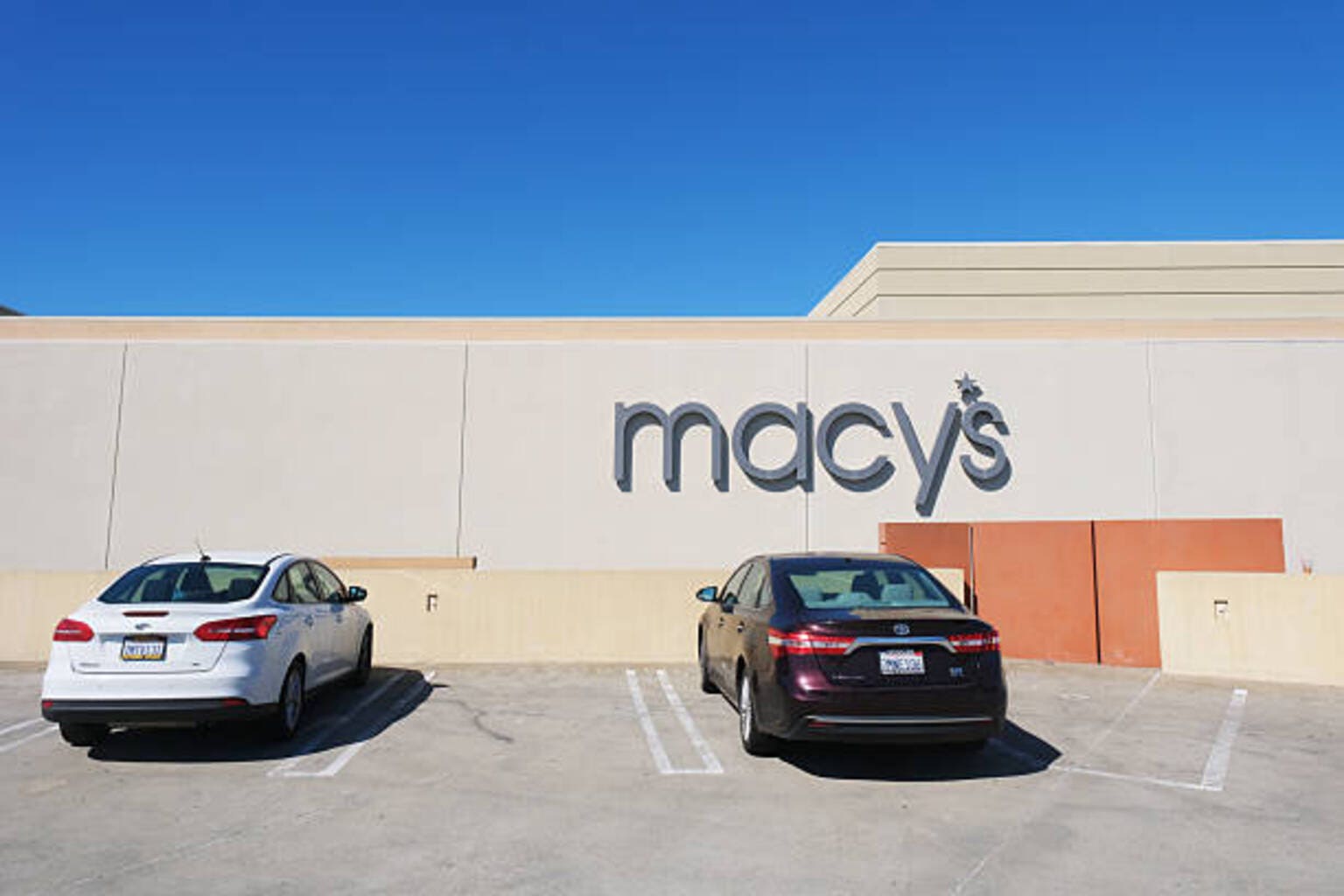 Macy's sees strong results from tests of its Gemini-powered chatbot