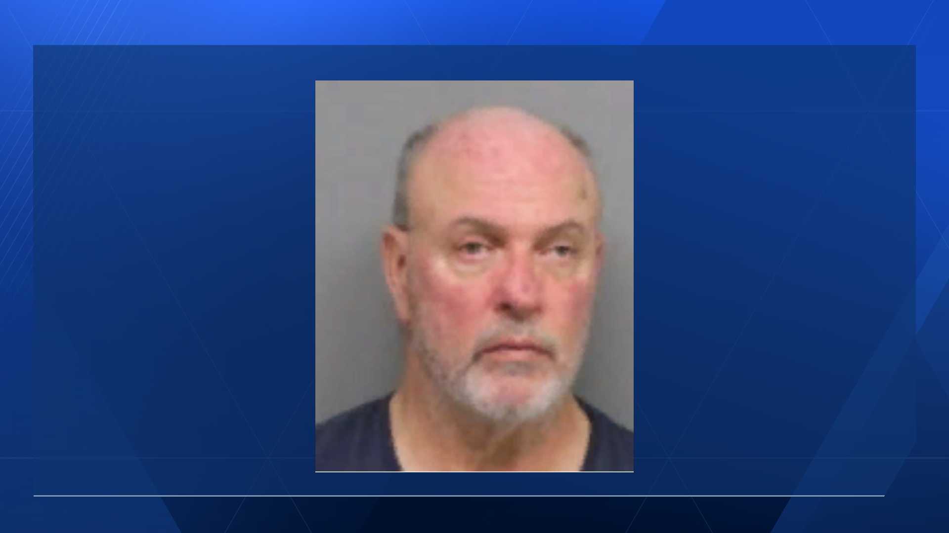Lincoln man charged in Houston double murder dies in prison
