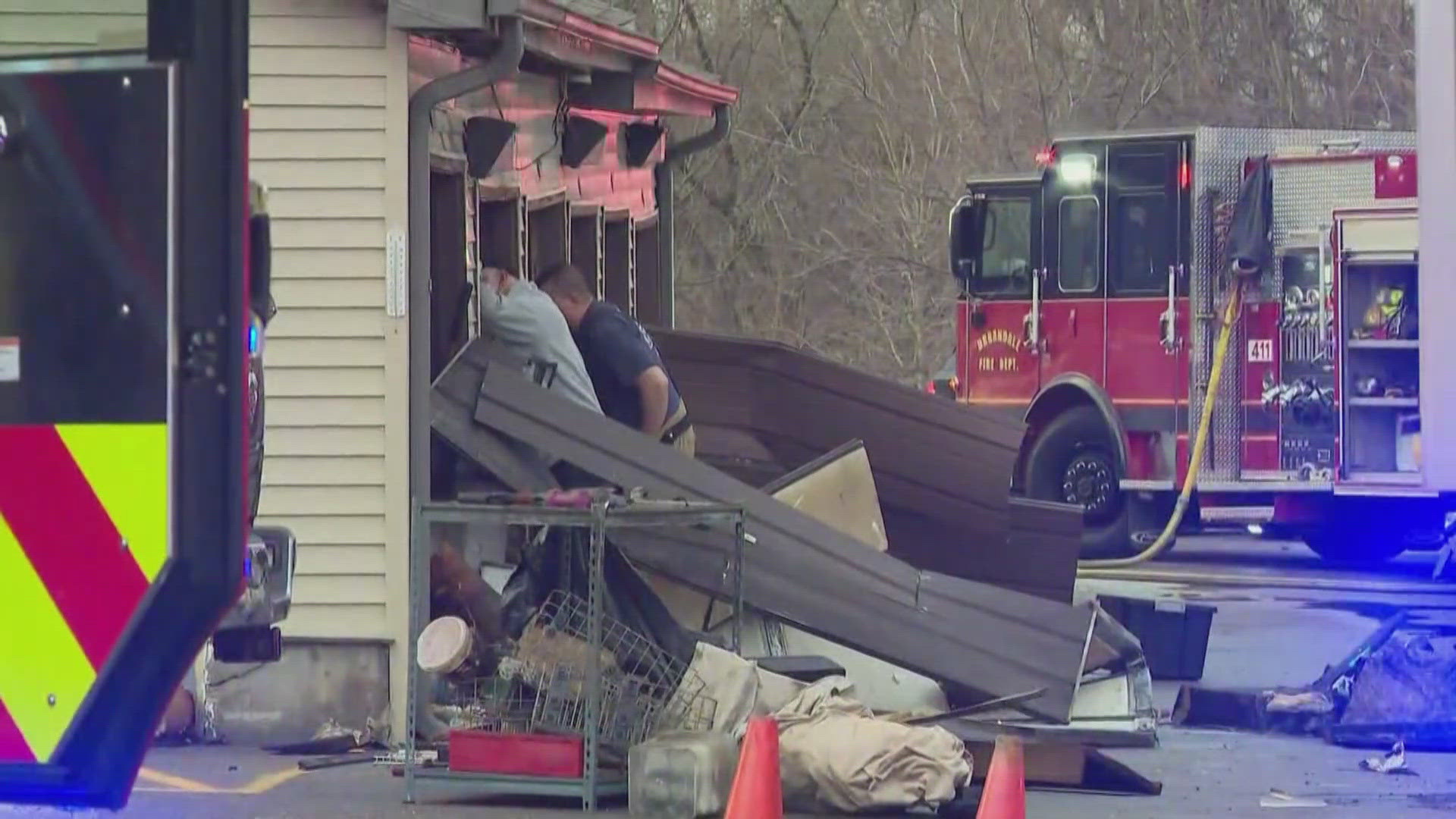 No injuries reported after detached garage fire in Urbandale