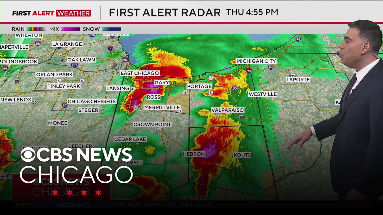 Thunderstorm watches, warnings as strong storms move into Chicago area