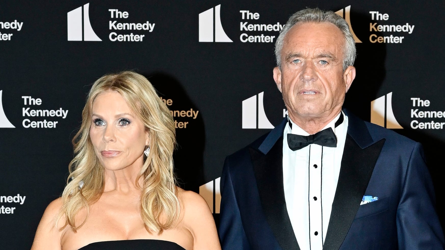 Cheryl Hines fires back at Chelsea Handler over 'unlivable' mansion