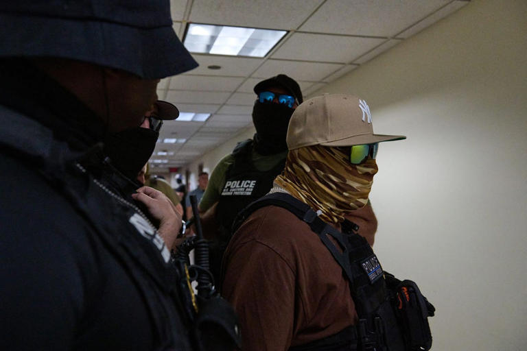 Tom Homan rejects Democrats’ calls for ICE agents to remove masks