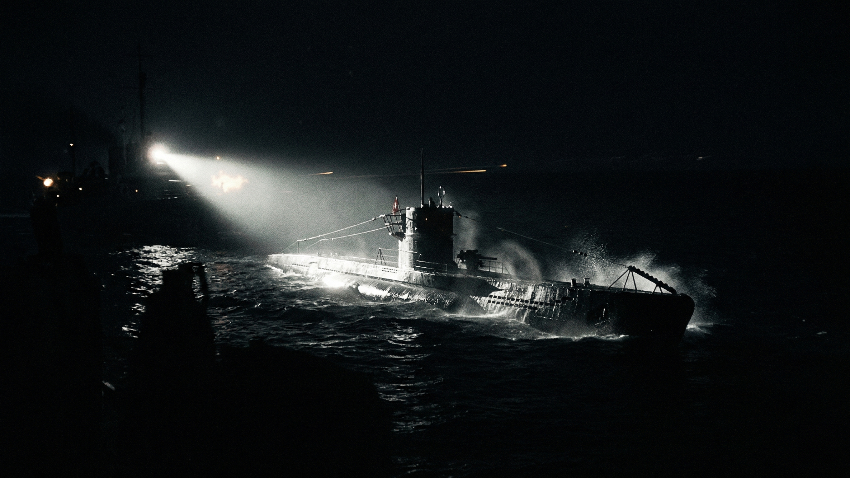 USS Roper vs U-85 - The radar chase that became the US Navy’s first U ...