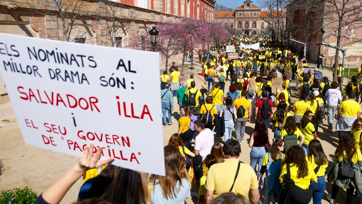 Los profesores vuelven a la huelga, tras la falta de acuerdo con la ...