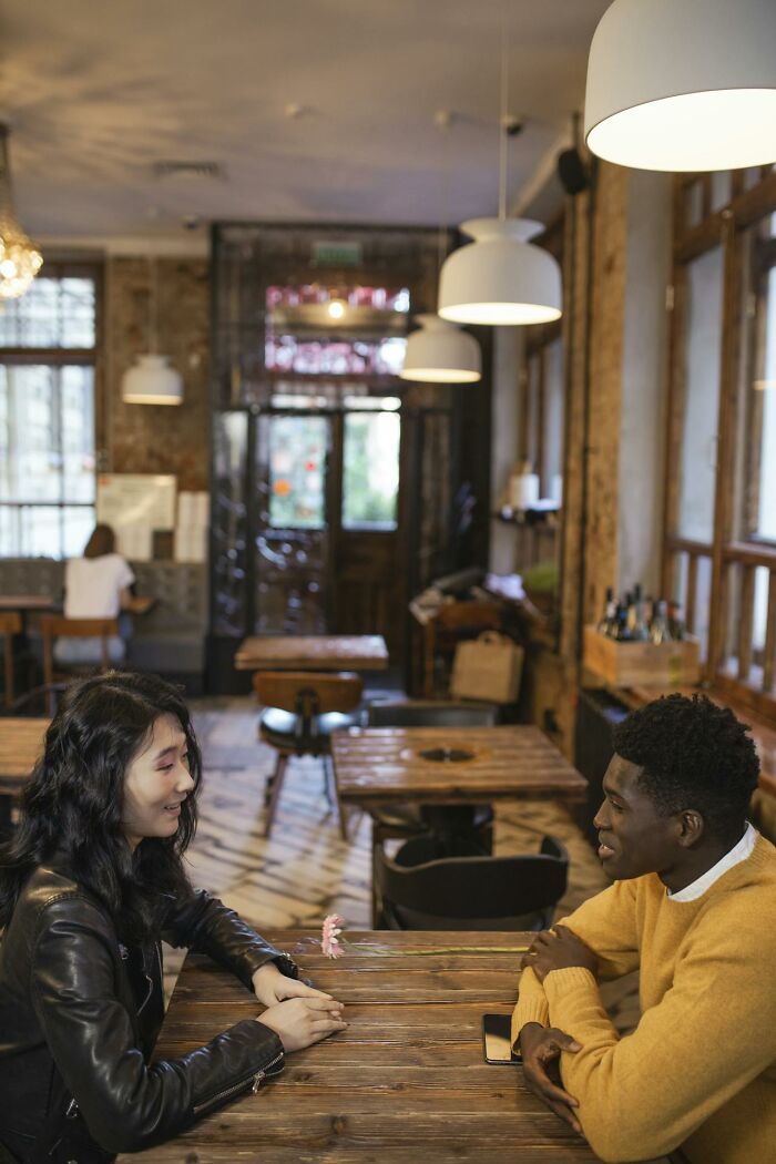 35 people who need a course in dating 101