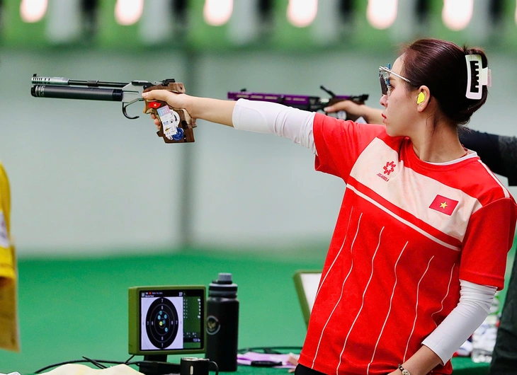 Xạ thủ Trịnh Thu Vinh được tài trợ chuẩn bị cho Asiad 20