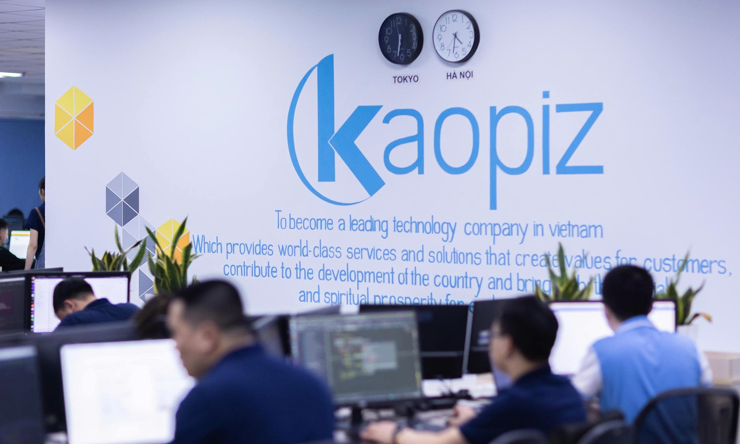 Cloud migration poses challenges for Japan's legacy systems