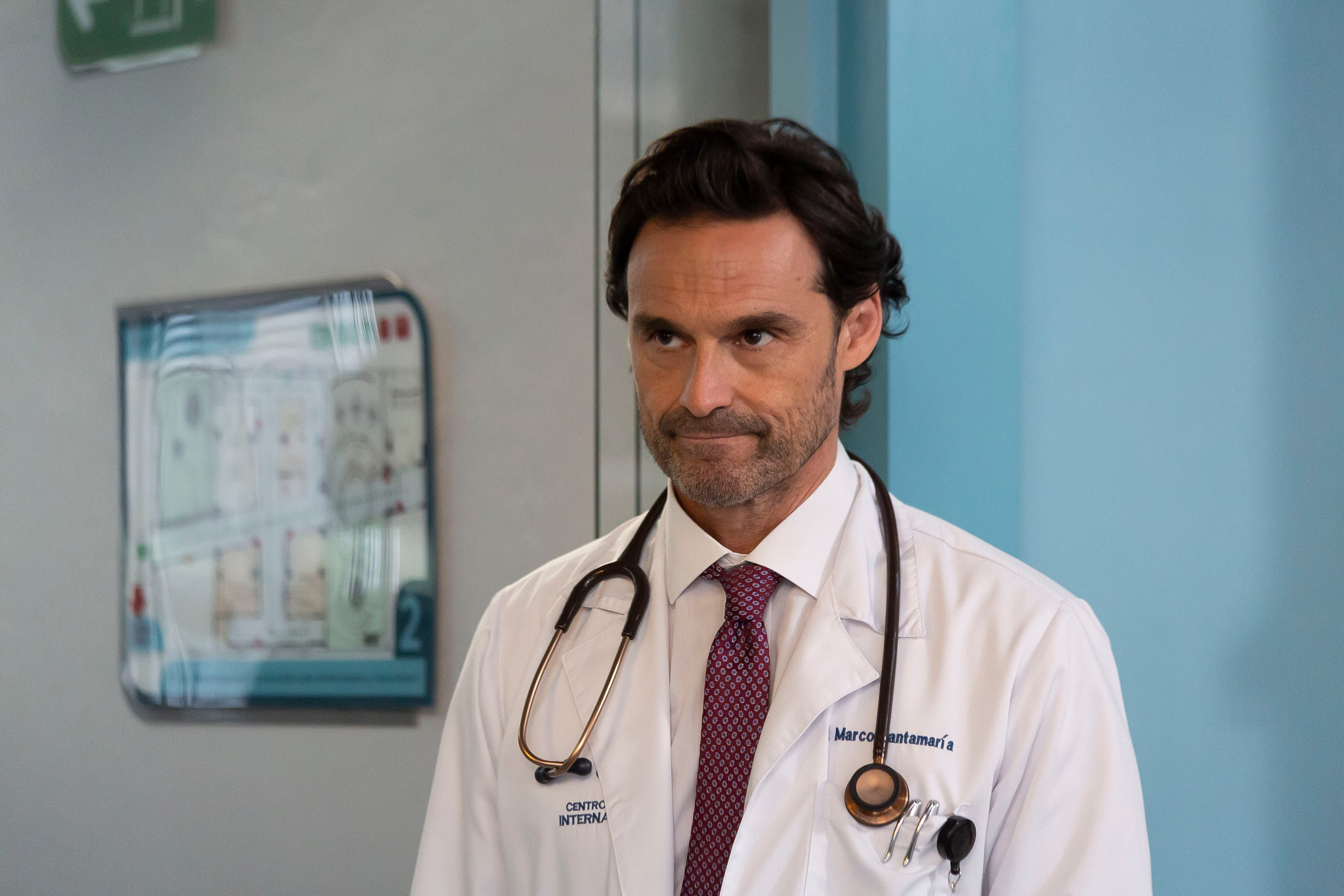 Iván Sánchez desafía al espectador en la serie 'Doc': “Hago un ...