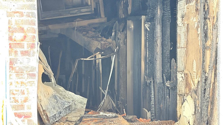 Crews put out fire at Donaghey Building in Little Rock