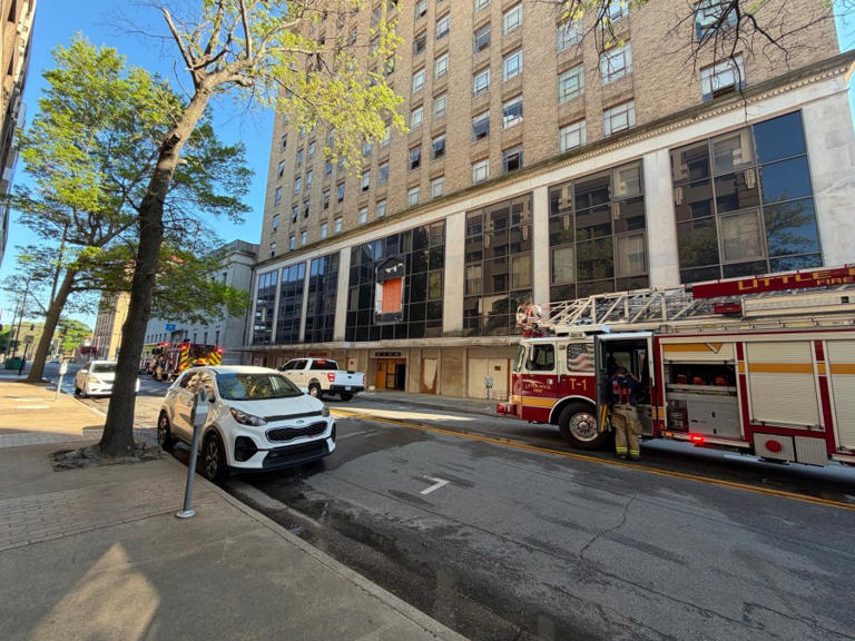 Crews put out fire at Donaghey Building in Little Rock