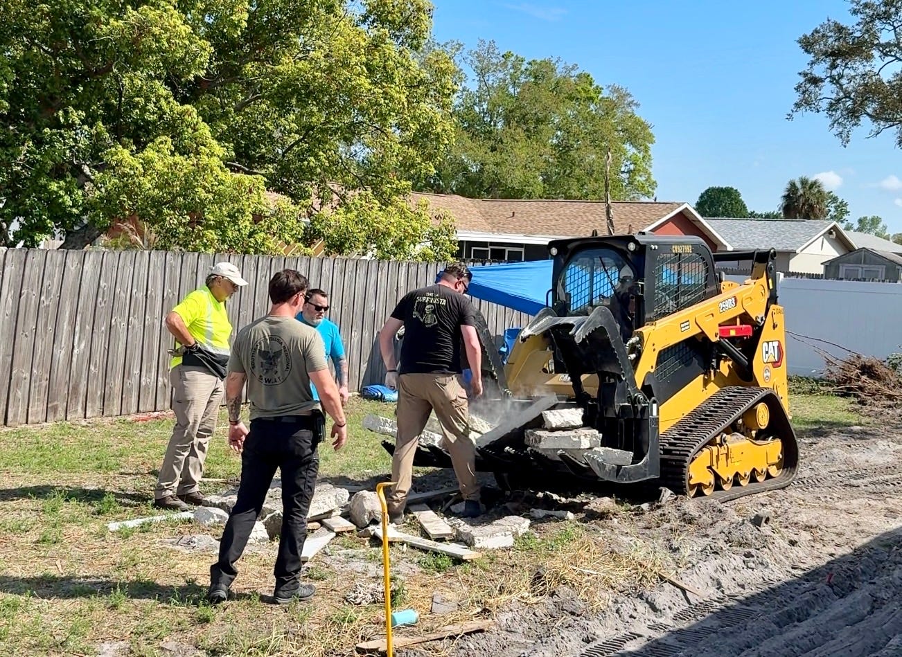 Port Orange police dig for evidence in backyard of imprisoned killer