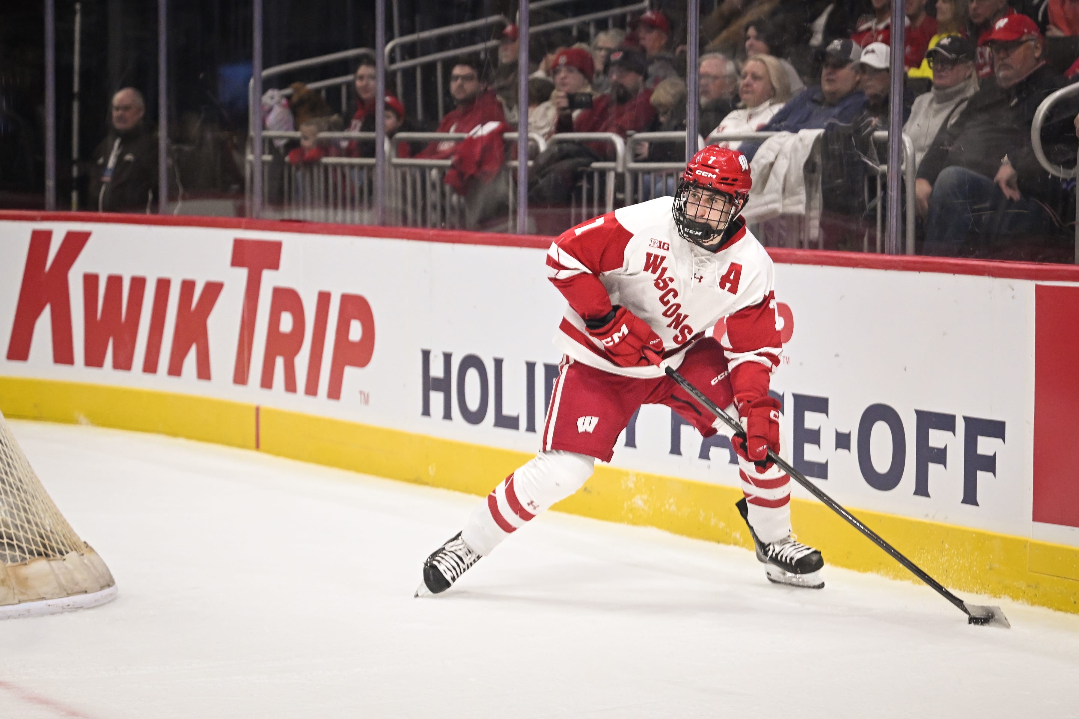 Wisconsin vs. Dartmouth: Badgers score 5-1 win, will face Michigan ...