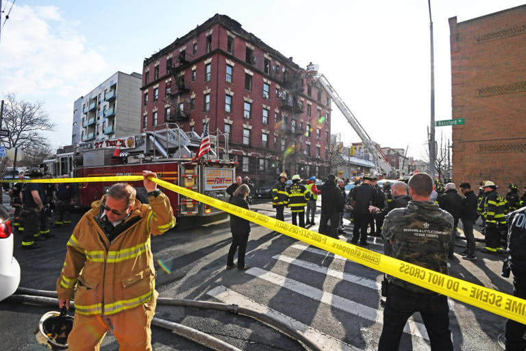 Man killed, 6 firefighters hurt as 5-alarm inferno rips through NYC ...