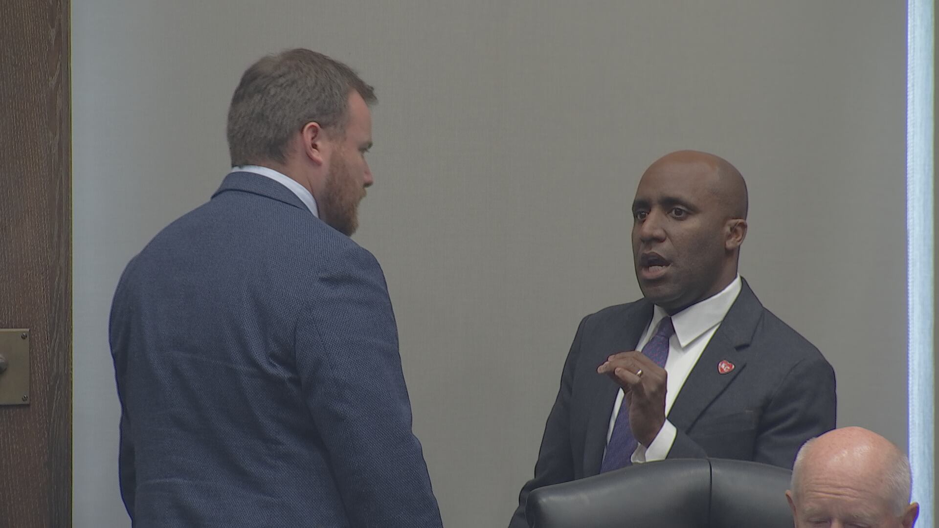 Kansas City airport bathroom proposal fails to advance<br><br>