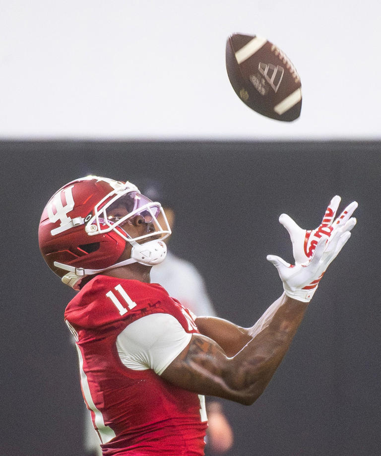 Multiple early 2027 mock drafts have Cowboys targeting same position ...