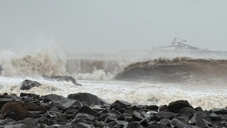 Cyclone’s unusual path stuns forecasters