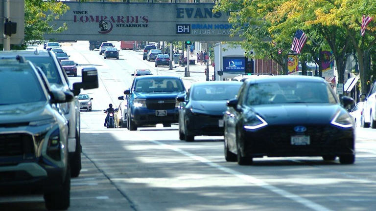 Appleton police issue 37 noise violations in downtown corridor in first ...