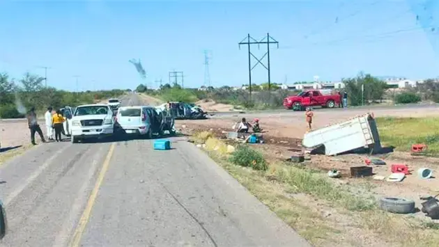 Muere hombre en choque triple en Miguel Alemán; hay tres lesionados