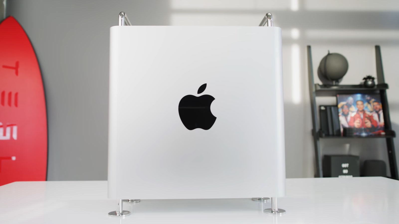 Apple kills Mac Pro as 'superior' replacement claims its Pro territory