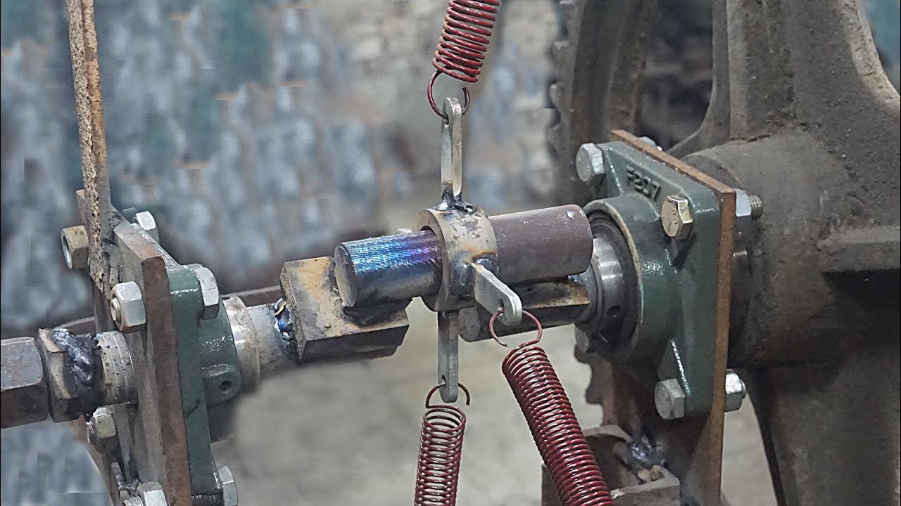 Can 4 springs really power a perpetual motion machine?