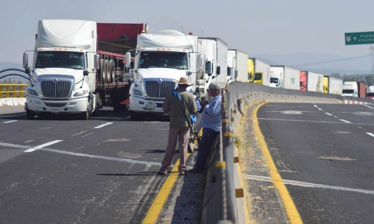 Estas son las 5 carreteras que registran cierres y bloqueos hoy viernes ...
