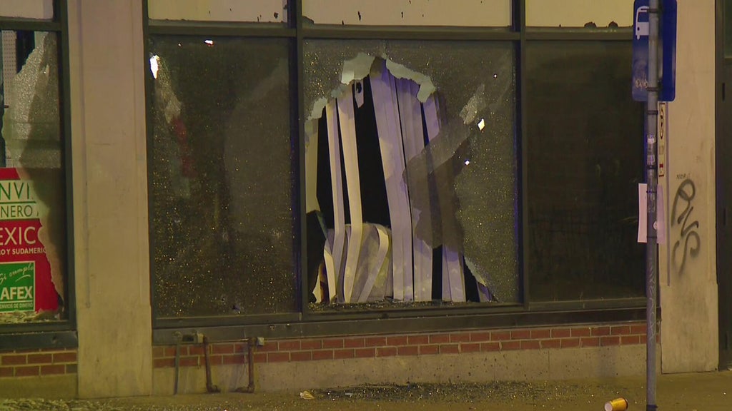 1 dead, 2 hurt in shooting at busy south Minneapolis intersection