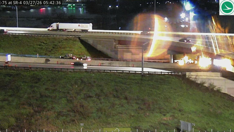 All lanes open after hazmat responds to semi crash on I-75
