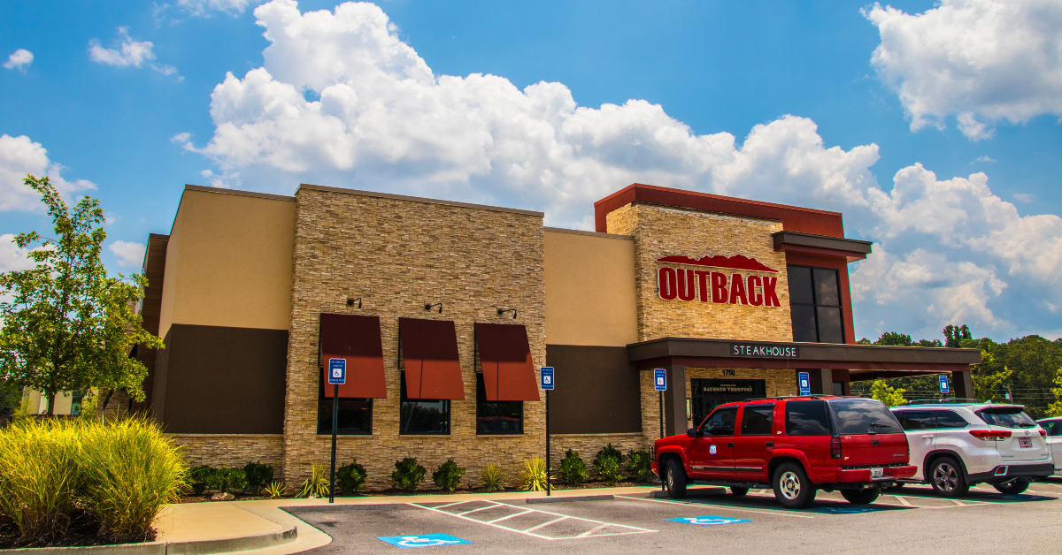 8 Restaurant Chains That Are the Worst Offenders for Heat-and-Serve Food
