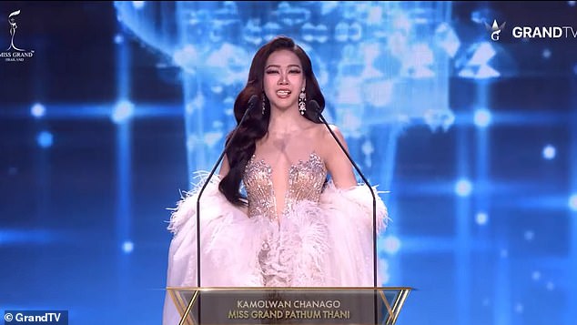 Miss Grand Thailand contestant's veneers fall out on stage - but she ...
