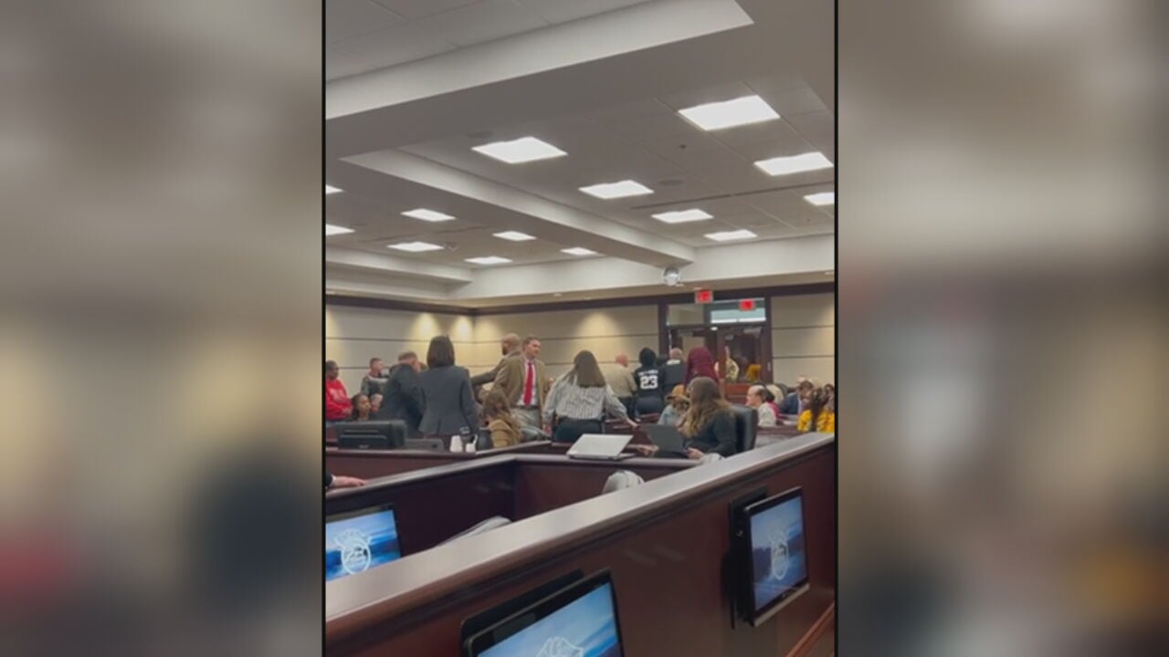 Chaos unfolds during plea deal for deadly shooting in York County
