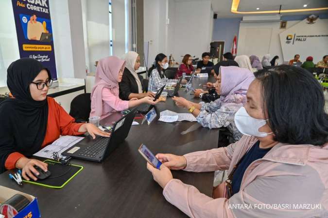 Rasio pajak 13% Prabowo terkendala pertumbuhan pajak yang melemah